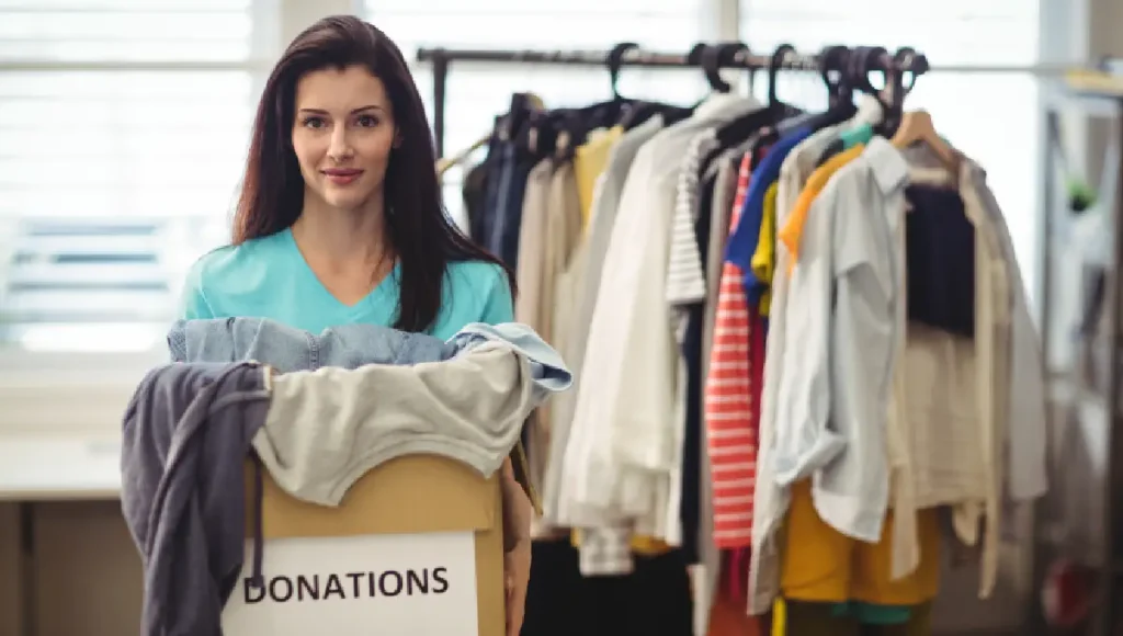 Buying Second Hand Clothes 